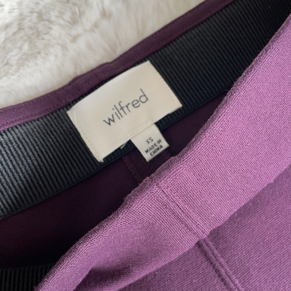 SOLD | Aritzia Wilfred Lis Skirt | Size XS | Deep Plum - Picture 4 of 4